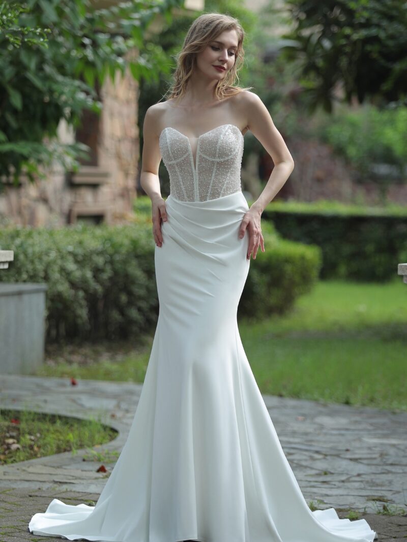 Hera White 1